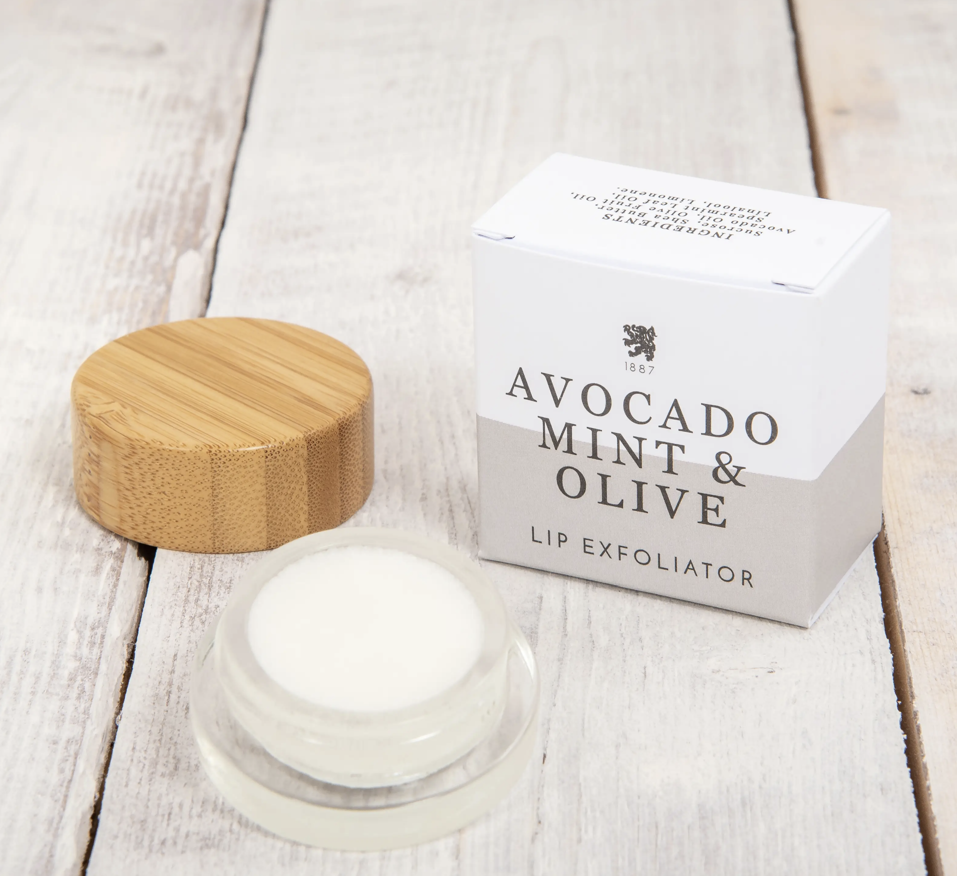 Avocado, Mint and Olive Oil Lip Exfoliator